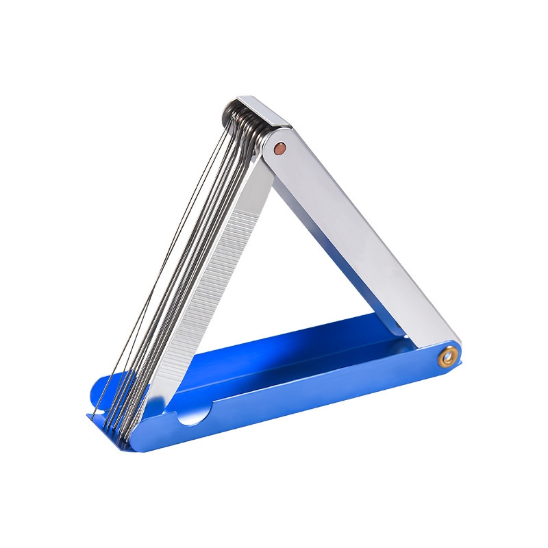 cutting nozzles and cleaning needles